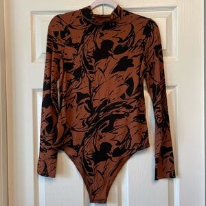NWOT A New Day Rust and Black Graphic Bodysuit